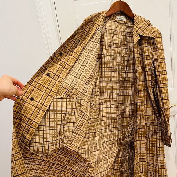 Vintage Women's Gucci Trench Coat Size 10 or 12 Made in Italy VERY RARE - Picture 16 of 16